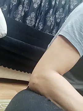 Snapshot of Apooabe chatting on 11-19-25, 12:32 Apooabe online show from 11-19-25, 12:32