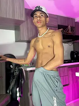 RyanScot4 online show from 10-03-25, 08:33