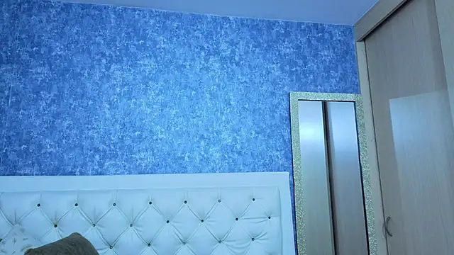 yulissa girls online show from 09-25-25, 06:00