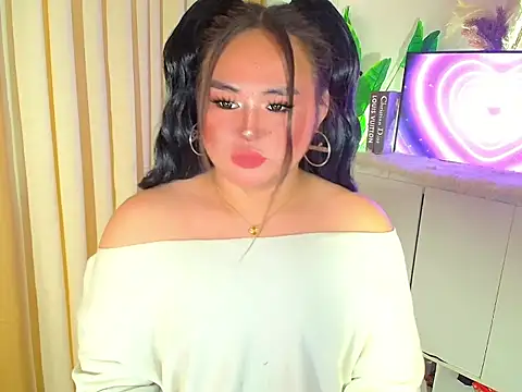 Snapshot of ursexy_ceciliaxx chatting on 06-06-26, 11:53 ursexy ceciliaxx online show from 06-06-26, 11:53