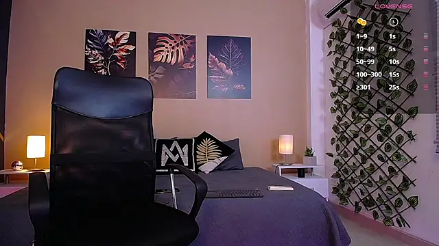 ChristopherBlack  online show from 02-13-26, 01:18