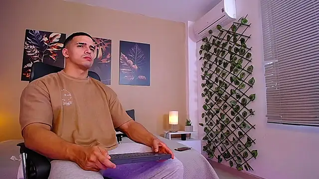 ChristopherBlack  online show from 02-16-26, 01:18