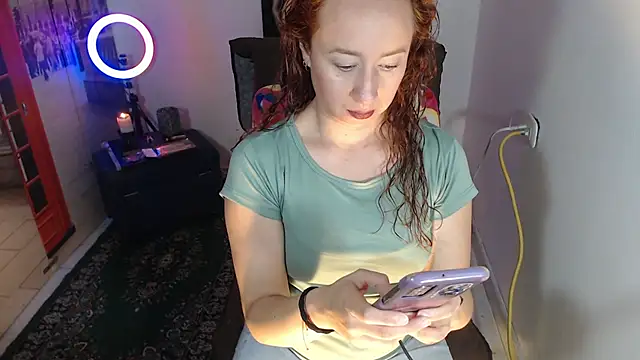 Snapshot of Milf_Valeria chatting on 10-01-25, 02:34 Milf Valeria online show from 10-01-25, 02:34