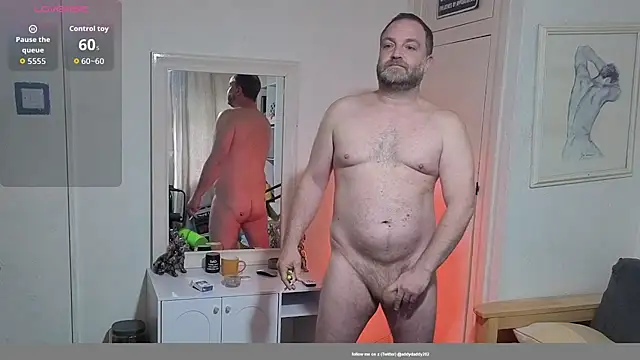 Dilfcam101 online show from 04-26-26, 06:22