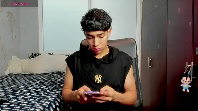 Noxx starkK online show from 12-16-25, 05:07