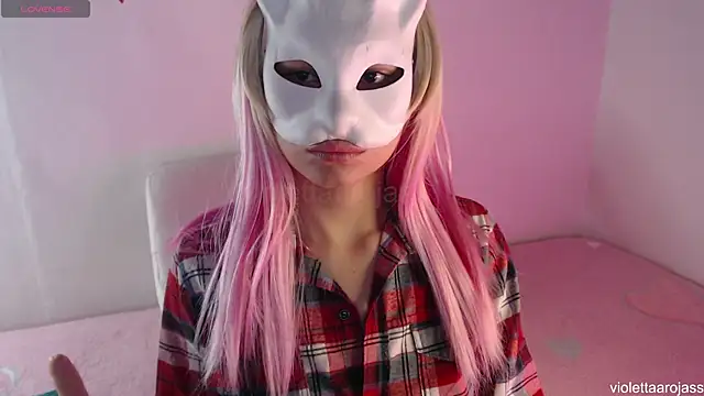 Snapshot of violettaarojass chatting on 11-18-25, 09:58 violettaarojass online show from 11-18-25, 09:58