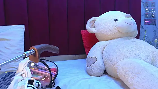 PrincePoppy online show from 10-29-25, 08:54