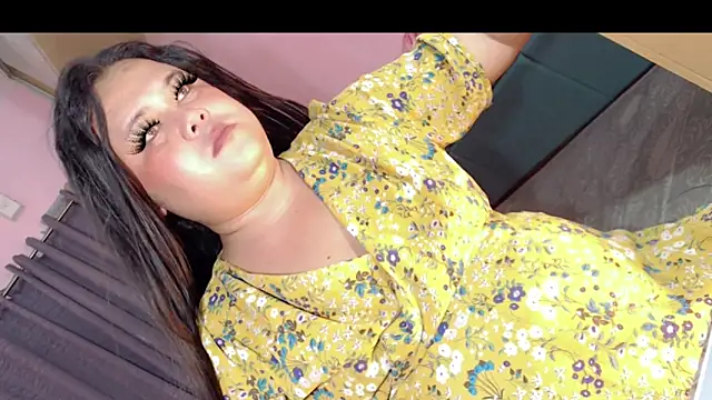 Snapshot of fallen_angel08 chatting on 10-19-25, 02:40 fallen angel08 online show from 10-19-25, 02:40