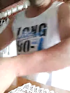 Snapshot of Bradd_32 chatting on 02-22-26, 05:22 Bradd 32 online show from 02-22-26, 05:22