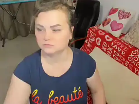 Snapshot of MildMature chatting on 12-12-24, 09:58 MildMature online show from 12-12-24, 09:58