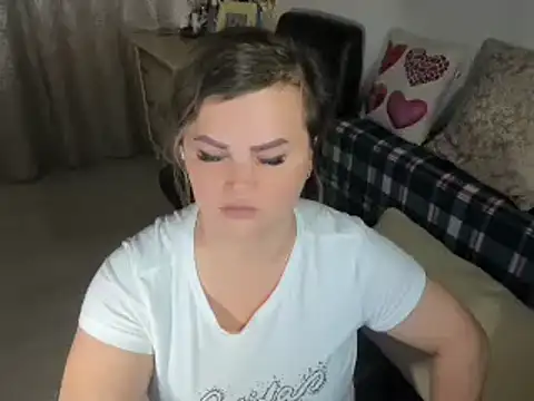 Snapshot of MildMature chatting on 12-30-24, 12:32 MildMature online show from 12-30-24, 12:32