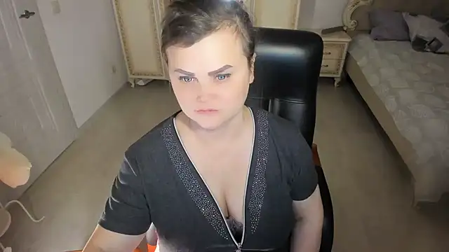 Snapshot of MildMature chatting on 03-07-25, 04:02 MildMature online show from 03-07-25, 04:02