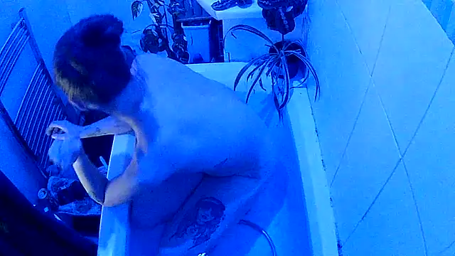 AvaFox x online show from 10-21-25, 05:35