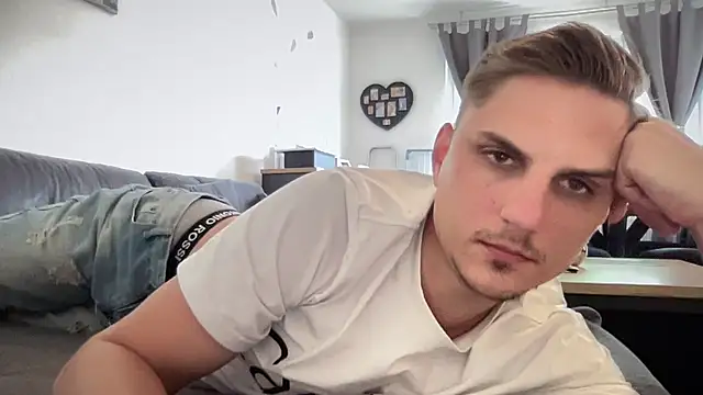 Sweetbooy90 online show from 05-16-26, 12:59