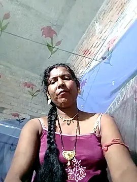 Snapshot of Savita992 chatting on 05-07-26, 07:08 Savita992 online show from 05-07-26, 07:08