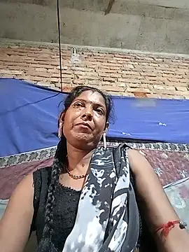 Snapshot of Savita992 chatting on 06-14-26, 09:55 Savita992 online show from 06-14-26, 09:55