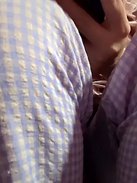 Snapshot of opna8 chatting on 02-22-26, 12:01 opna8 online show from 02-22-26, 12:01