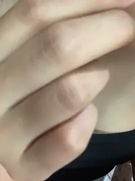 Linhtruong  online show from 09-17-25, 04:25