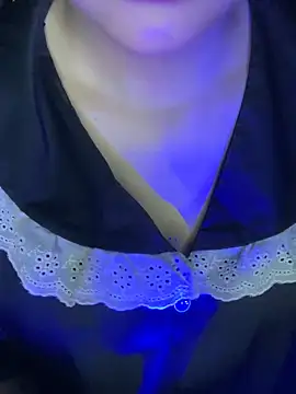 Linhtruong  online show from 05-05-26, 04:09