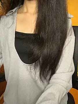 Snapshot of Nhinhi18 chatting on 10-07-25, 03:42 Nhinhi18 online show from 10-07-25, 03:42