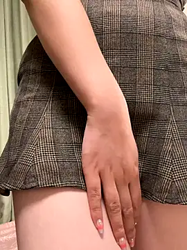 Snapshot of C-4bomb chatting on 09-23-25, 12:08 C-4bomb online show from 09-23-25, 12:08