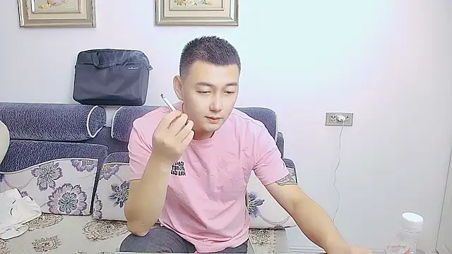 Snapshot of ciaodong chatting on 10-27-25, 06:39 ciaodong online show from 10-27-25, 06:39