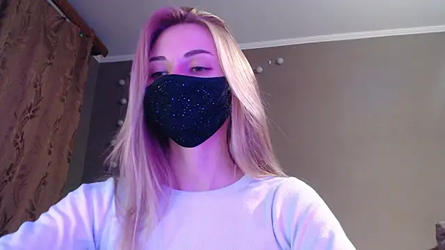 Iris lave online show from 09-26-25, 04:11