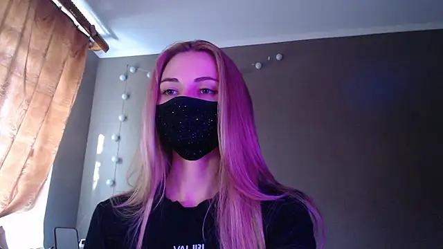 Iris lave online show from 09-27-25, 02:33