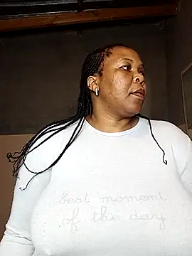 Moretl online show from 10-30-25, 10:32