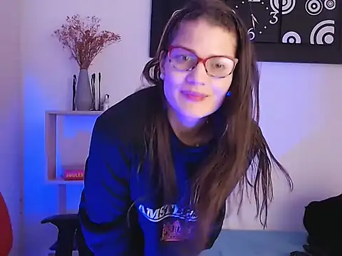 Snapshot of Camila-ventura chatting on 09-11-25, 08:09 Camila-ventura online show from 09-11-25, 08:09