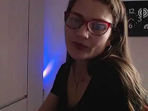 Snapshot of Camila-ventura chatting on 11-07-25, 09:37 Camila-ventura online show from 11-07-25, 09:37