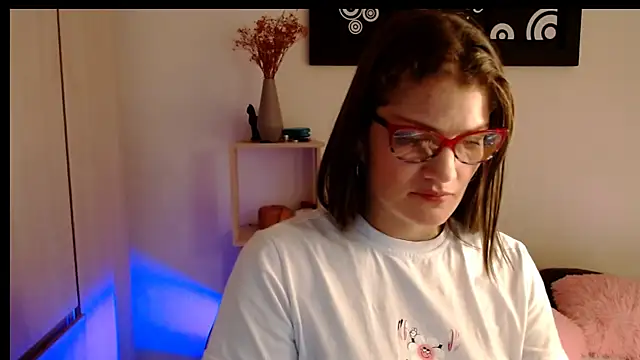 Camila-ventura online show from 01-19-26, 01:09