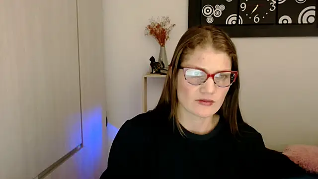 Camila-ventura online show from 02-12-26, 08:15