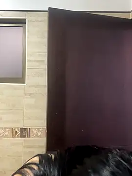 Snapshot of lucy_grey25 chatting on 10-10-25, 03:33 lucy grey25 online show from 10-10-25, 03:33