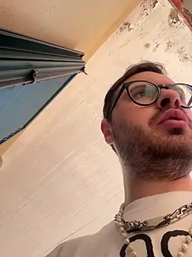 Vins 10 online show from 04-26-26, 08:45