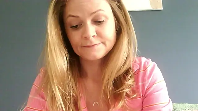 Ginger-bb online show from 04-27-26, 05:49