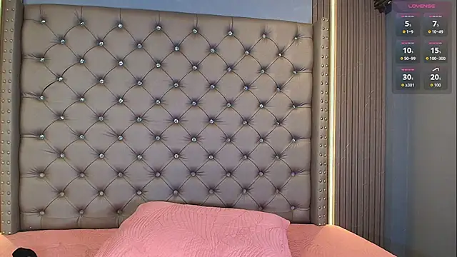 AKANE SA online show from 04-28-26, 02:38