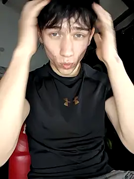 Logan sixxer online show from 04-19-26, 04:23