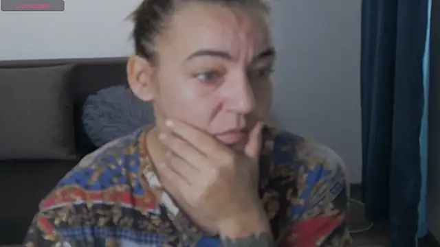 KatyNolann online show from 10-25-25, 09:17