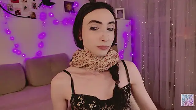 Queen of tease online show from 05-10-26, 02:28