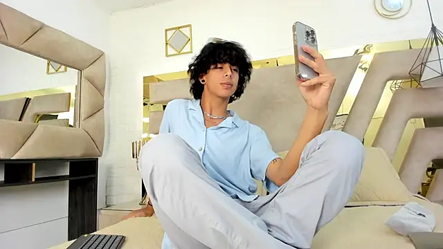 Ibratxandy online show from 10-24-25, 01:18