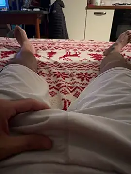 Snapshot of umeghj chatting on 10-07-25, 09:56 umeghj online show from 10-07-25, 09:56