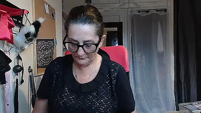 Snapshot of Mistress-Ivy51 chatting on 10-19-25, 07:42 Mistress-Ivy51 online show from 10-19-25, 07:42