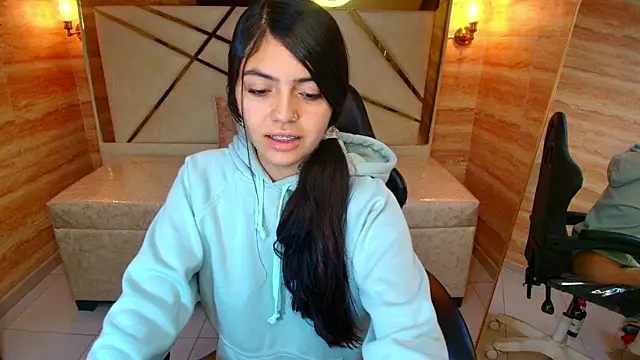 cami goddess r online show from 11-06-25, 01:12