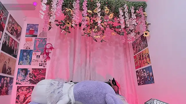 FluffyMelons online show from 04-22-26, 11:06