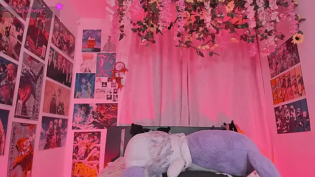 FluffyMelons online show from 04-23-26, 11:07