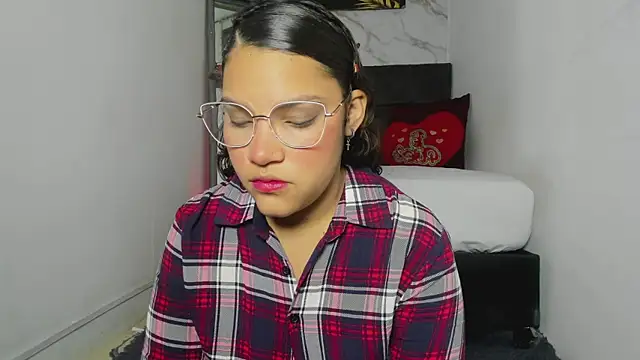 aly n sebas online show from 10-04-25, 11:52