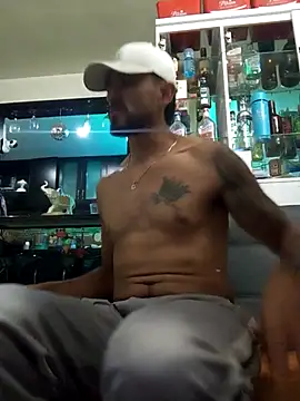 Snapshot of andrusstik chatting on 11-24-25, 04:45 andrusstik online show from 11-24-25, 04:45