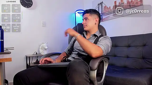  Juanes online show from 11-18-25, 09:30