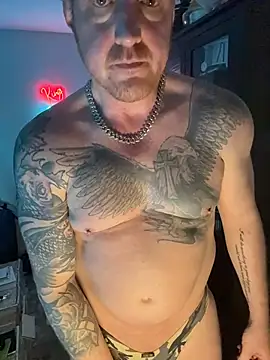 CloudyKingG online show from 04-10-26, 03:39